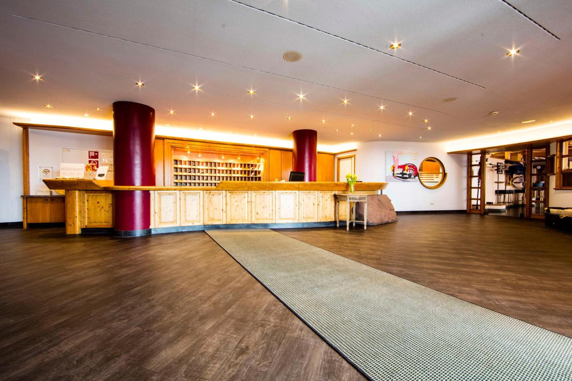 Wellness-& Nationapark Hotel Schliffkopf, Bwsc バイアースブロン エクステリア 写真